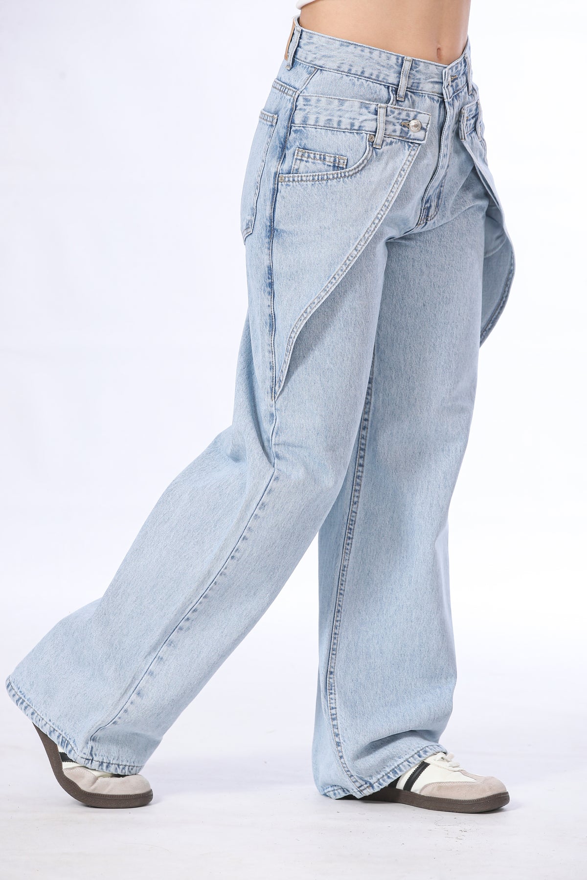 Layered Double Waistband Light Wash Jeans - 11716