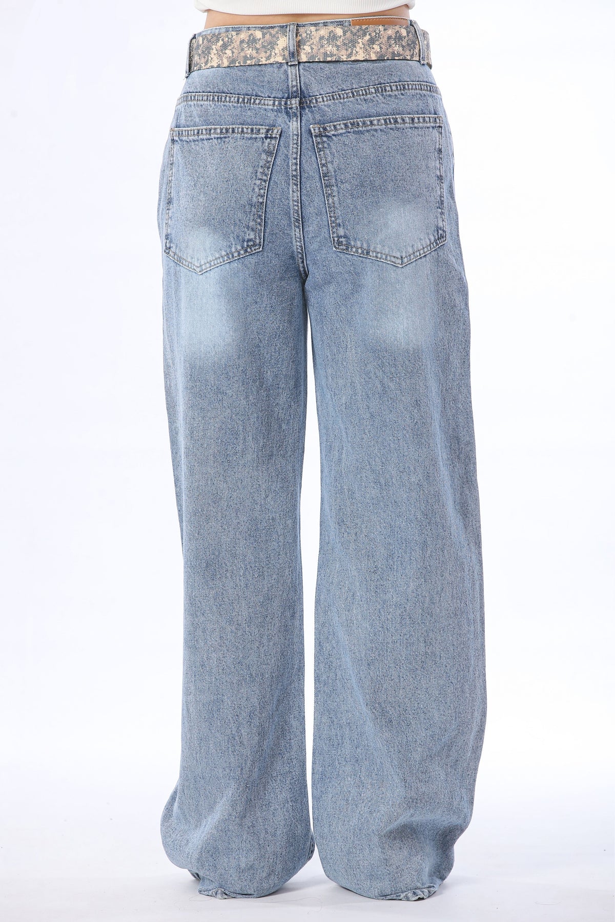 Belted Wide Leg Jeans with Swirl Embroidery - 11730