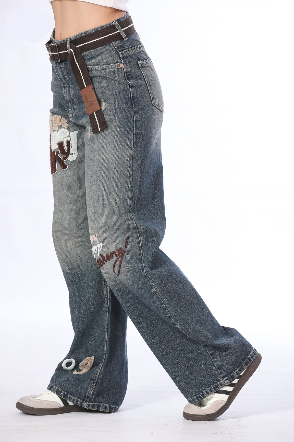 Belted Dark Wash Graphic Patch Jeans - 11680