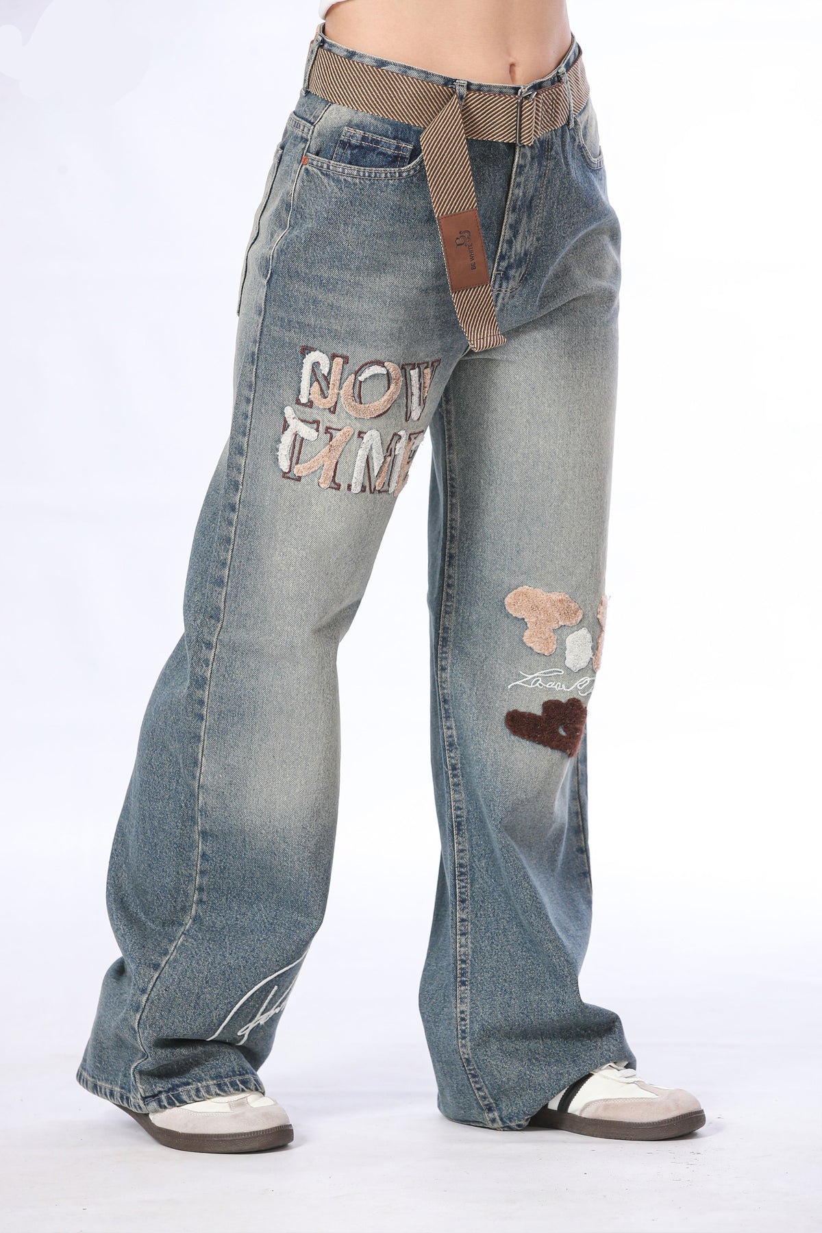 Relaxed Fit Statement Patch Jeans with Belt - 11691