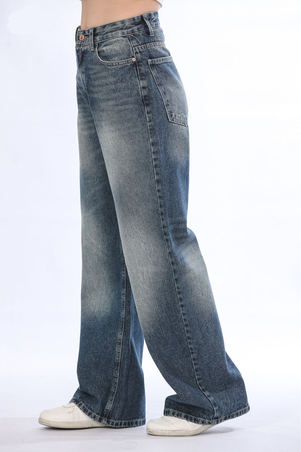 Vintage Wash Wide Leg Jeans - 11674