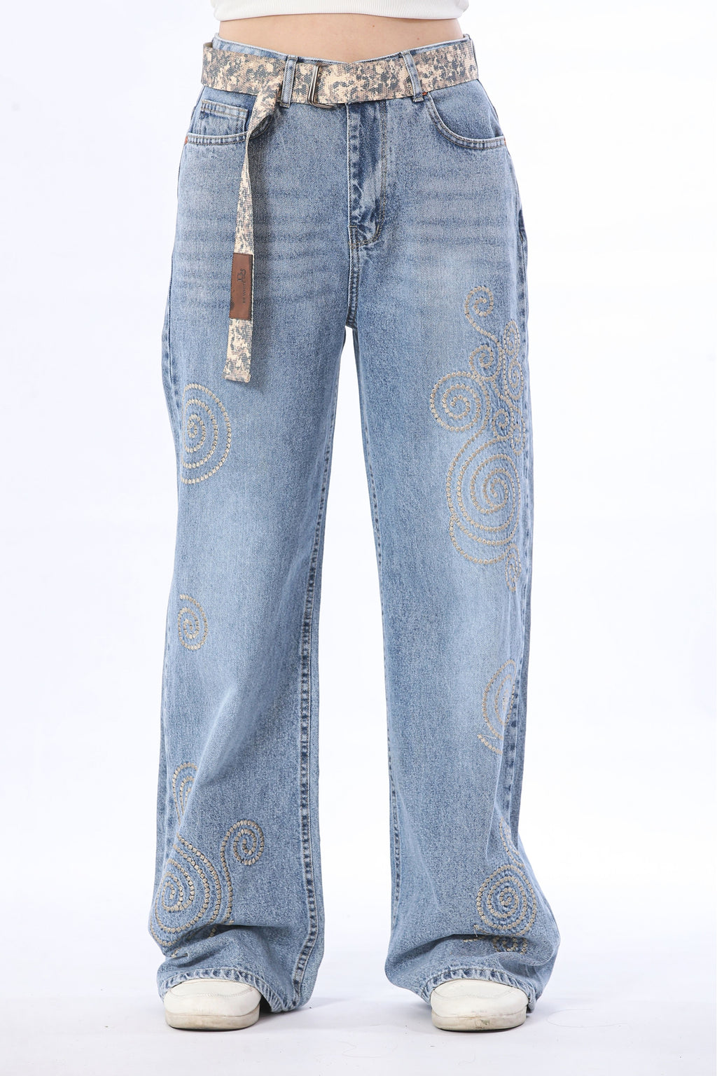 Belted Wide Leg Jeans with Swirl Embroidery - 11730